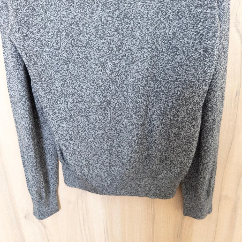Banana Republic Mens Silk Cashmere Sweater L Gray V-Neck Pullover Quiet Luxury